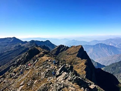 徒步 | 昆明十峰之东川雪岭攀登